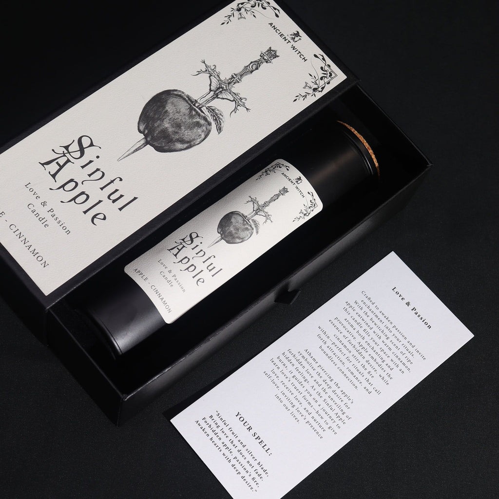 Lumânare de purificare Vrăjitoarea Antică - Sinful Apple (Iubire)