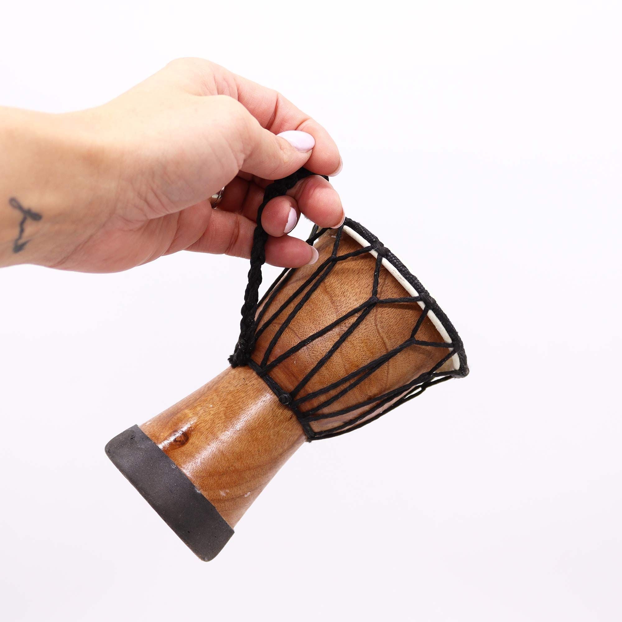 Tobă Djembe din piele naturală, lucrată manual - 15 cm