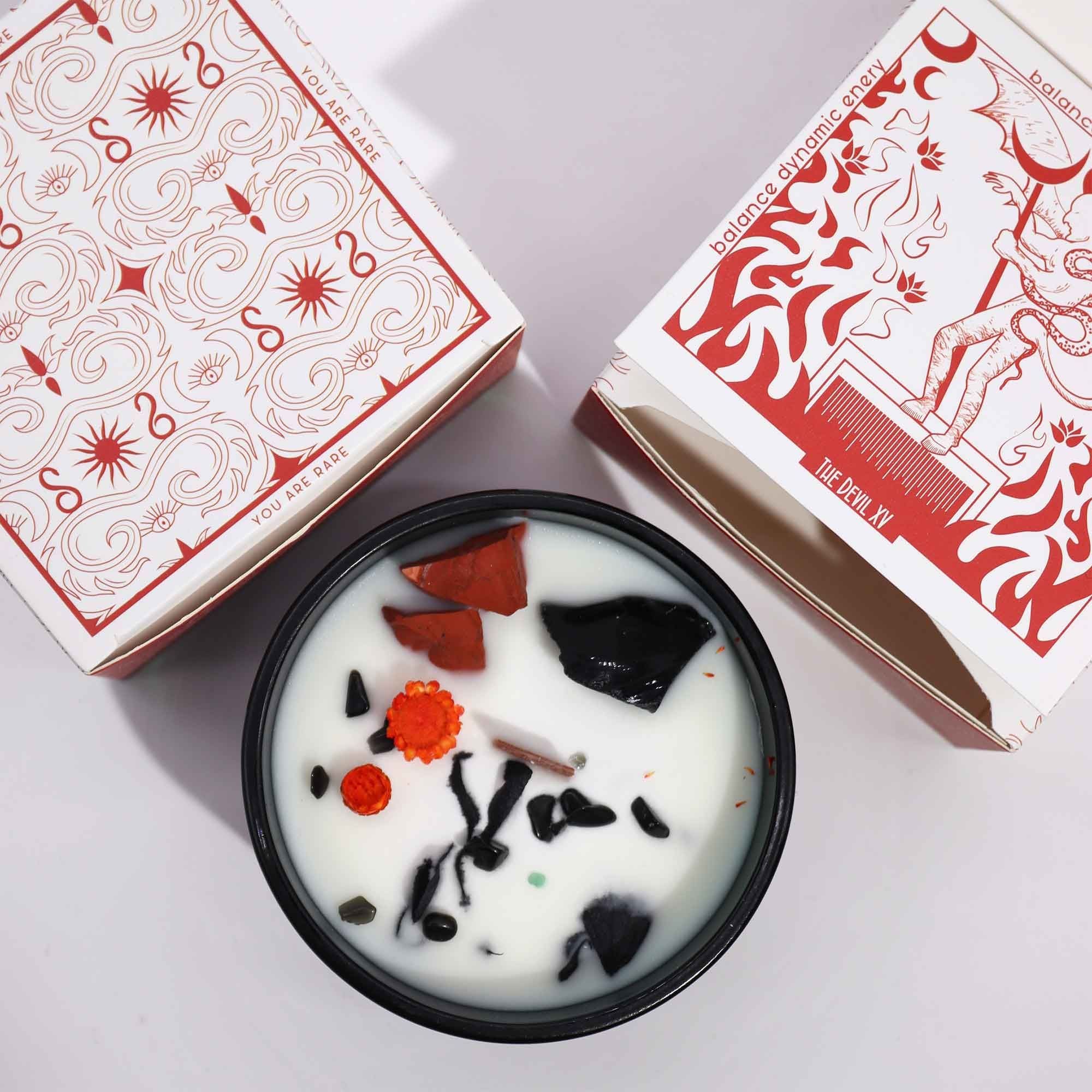 Lumânare Magică cu Flori și Cristale - Diavolul