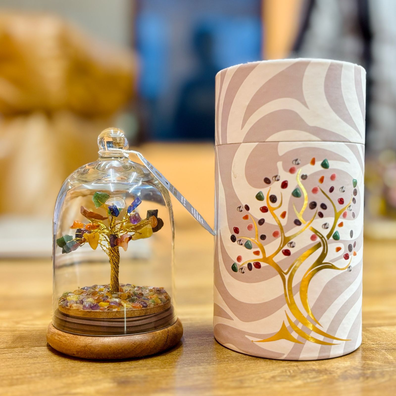 Arbore in cupola cu Pietre Pretioase - 7 Chakre - 30 de pietre