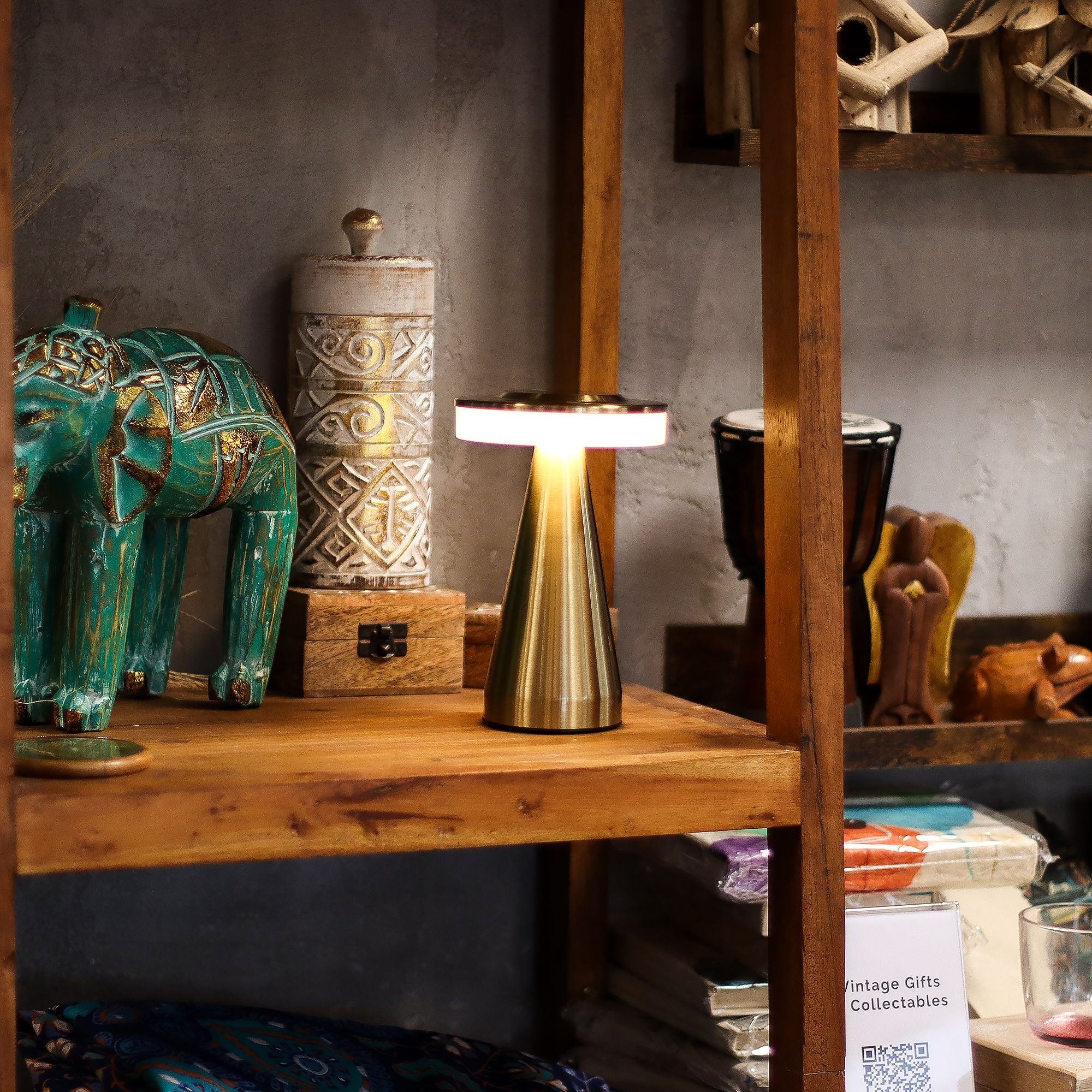 Lampă tactilă înaltă aurie, din cupru, cu USB (C), reîncărcabilă (400 W)