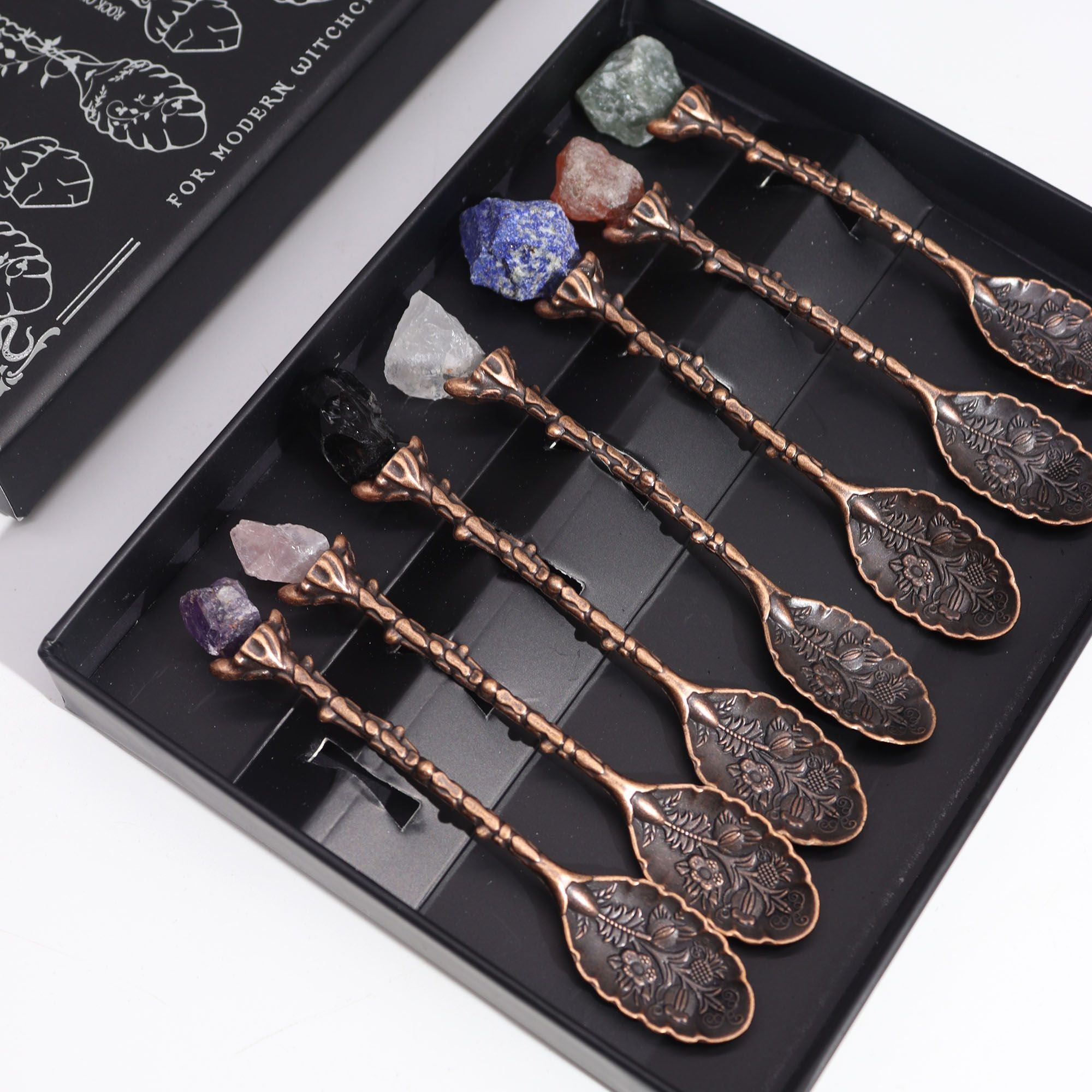 Set de 7 lingurițe decorative bronz, cu pietre semi-prețioase și cristale & aspect antichizat