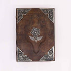 Jurnal antichizat din piele naturală, cu decor trandafir zincat - 200 pagini cu margini rotunde, 26x18cm