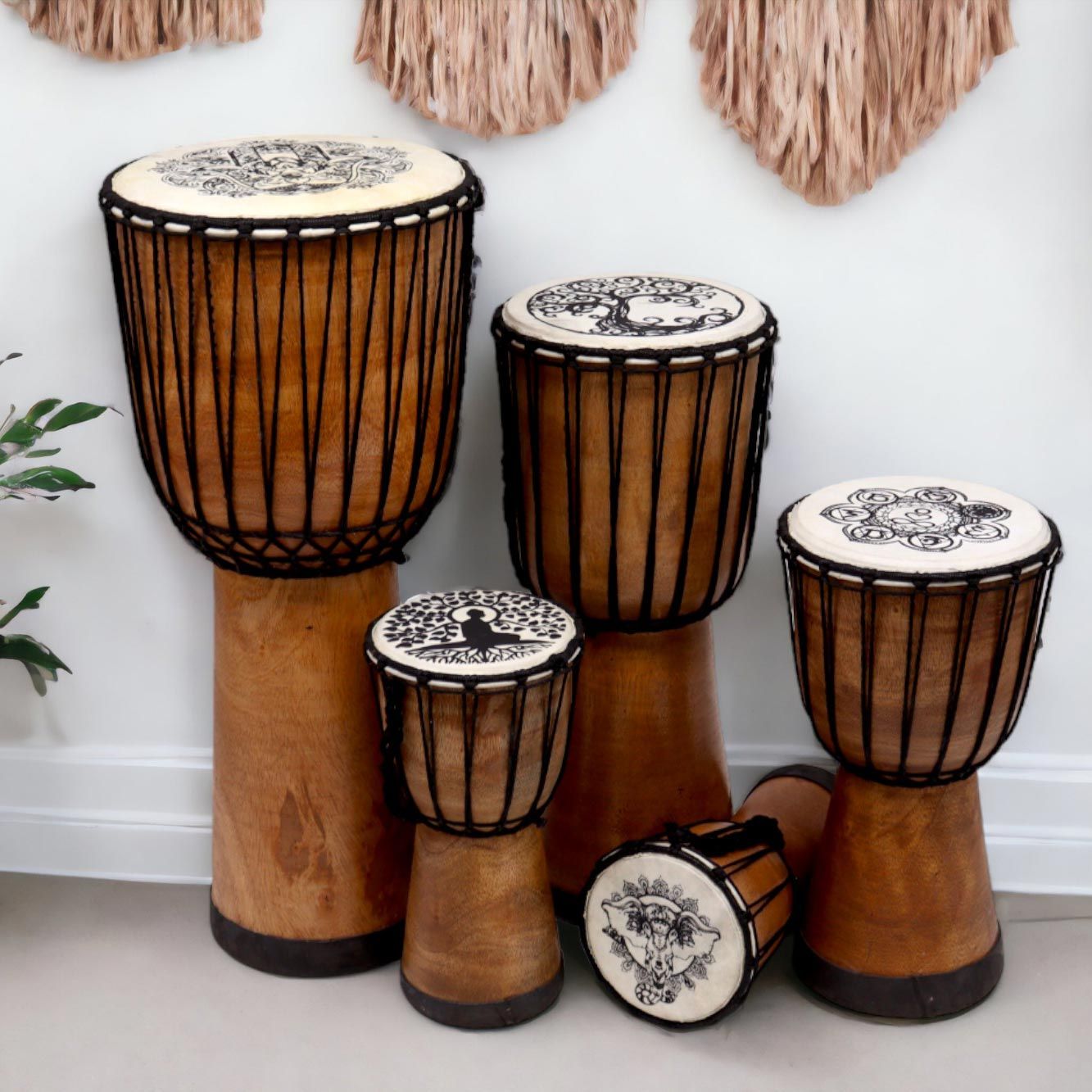 Tobă Djembe din piele naturală, lucrată manual - 15 cm